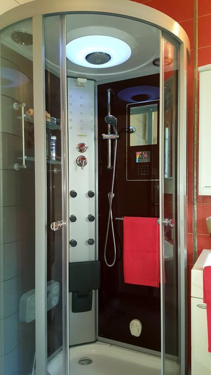 Apartment Andric 2 特雷比涅 外观 照片